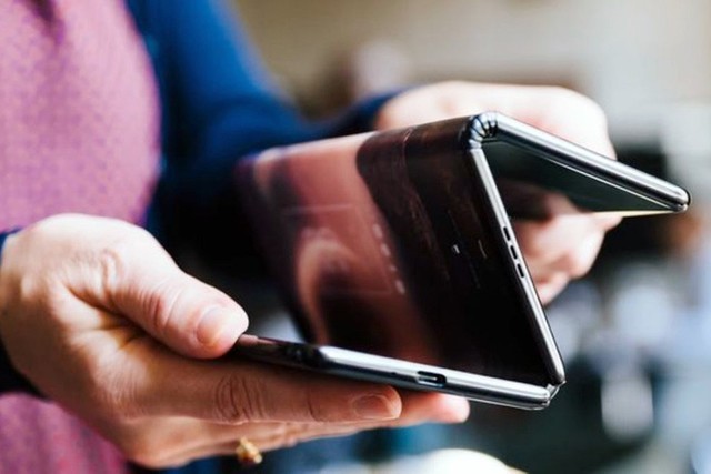 折疊屏不是未來，而是末路 